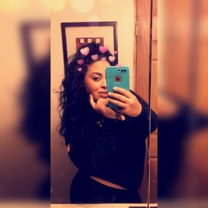 Meet your Posher, Christina